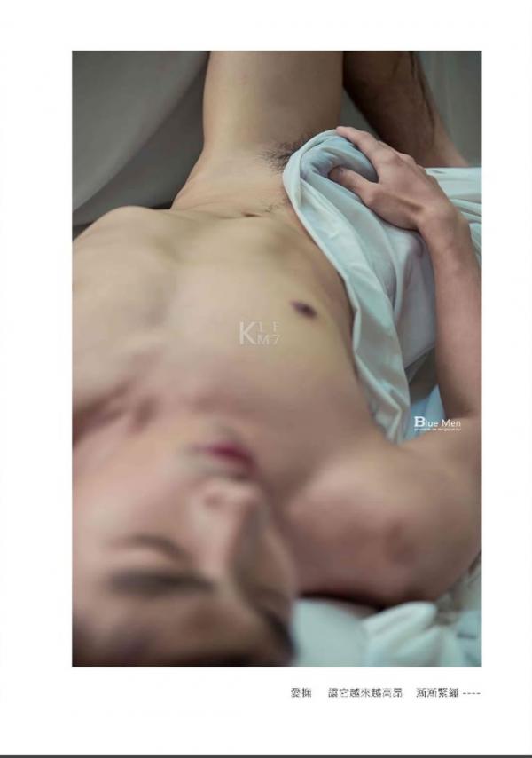 Whoseman-8-花漾文青男孩-許禾